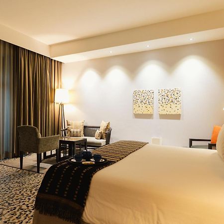 The Manor - New Delhi Hotel Kültér fotó