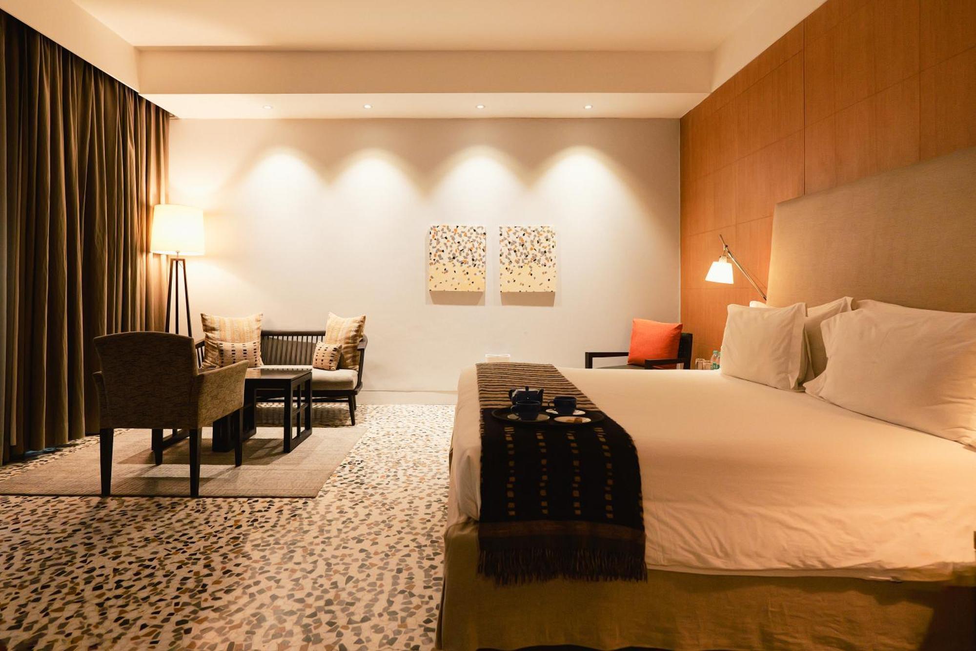 The Manor - New Delhi Hotel Kültér fotó