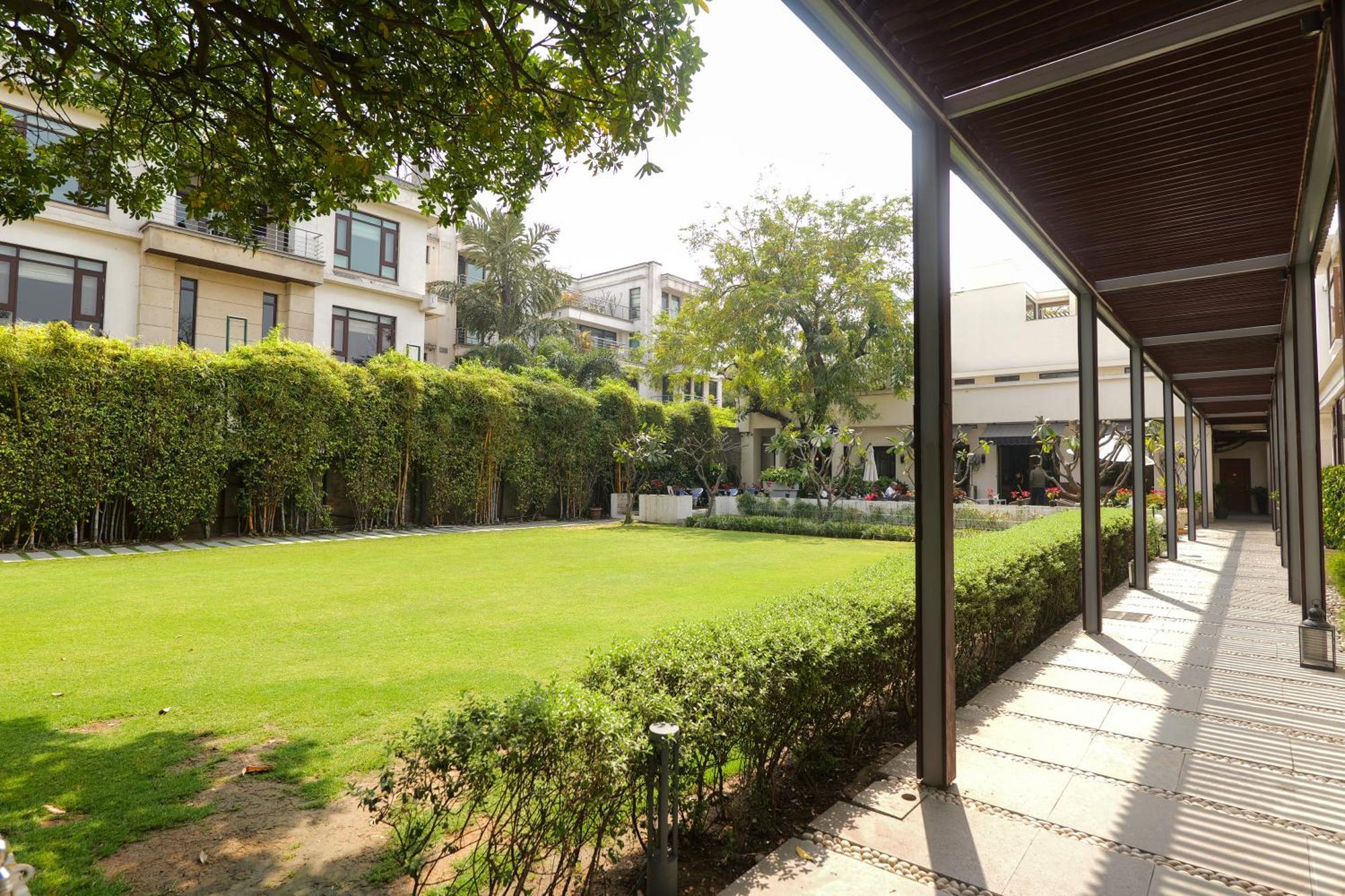 The Manor - New Delhi Hotel Kültér fotó
