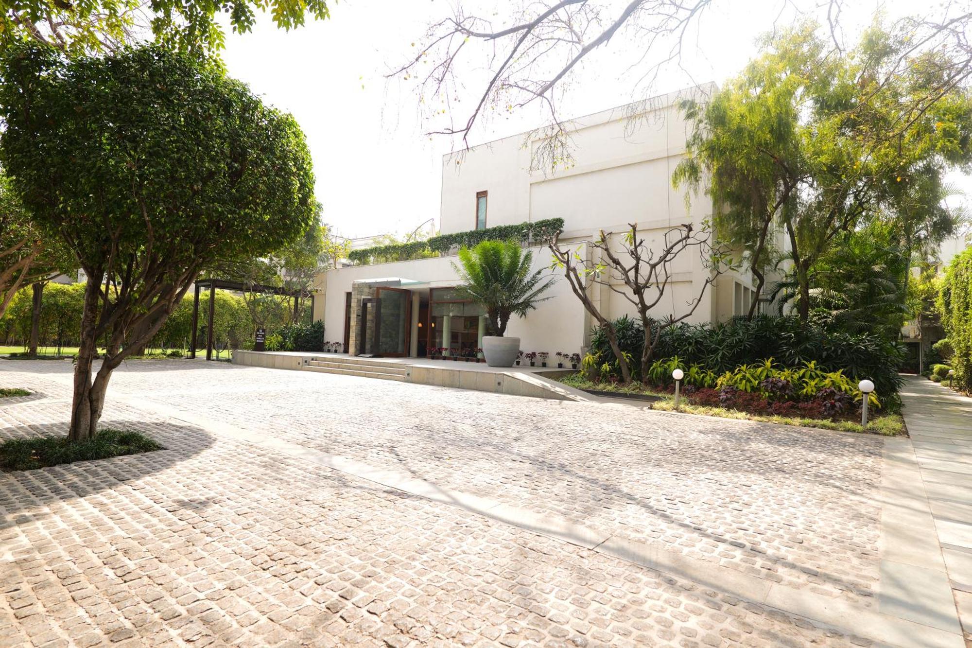 The Manor - New Delhi Hotel Kültér fotó
